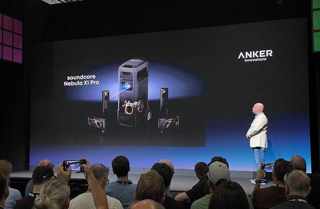 先出牌!强悍充电产品外这款派对神器太酷了麻将胡了试玩Anker安克IFA25率(图6) 先出牌!强悍充电产品外这款派对神器太酷了麻将胡了试玩Anker安克IFA25率(图6)